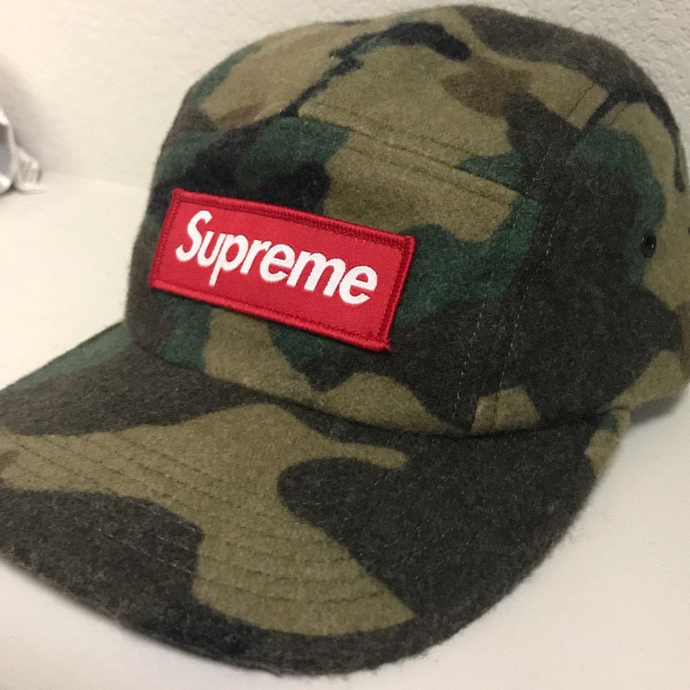 Supreme fleece camo hat